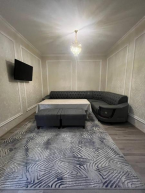 Sam Blvd two bedroom apartment